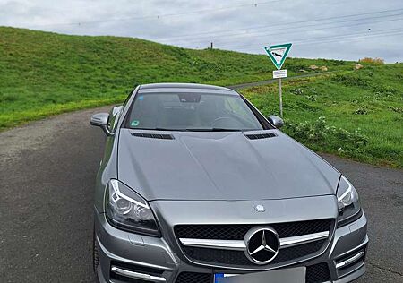 Mercedes-Benz SLK 350 R172 AMG Paket