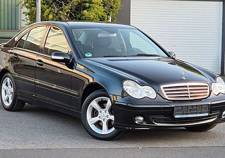 Mercedes-Benz C 220 CDI Aut./ 2. HAND/NAVI/Kamera/PDC/TÜV NEU