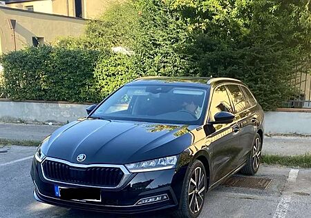 Skoda Octavia First Edition iV*Pano*RFK*Winterräder