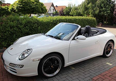 Porsche 997 Sehr geflegtes Cabrio Leder, Bose, Bi_Xenon Klappe