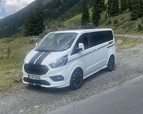 Ford Tourneo Custom 310 L1 Tourneo Sport