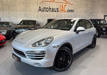 Porsche Cayenne /PANO/AHK/NAVI/LED/SHZ/LEDER/BI-XENON/TEM