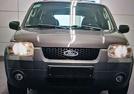 Ford Maverick V6 Limited.Autom.Leder.AHK.1A.TÜneu!