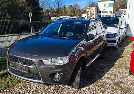 Mitsubishi Outlander 2.2 DI-D 4WD TC-SST Motion