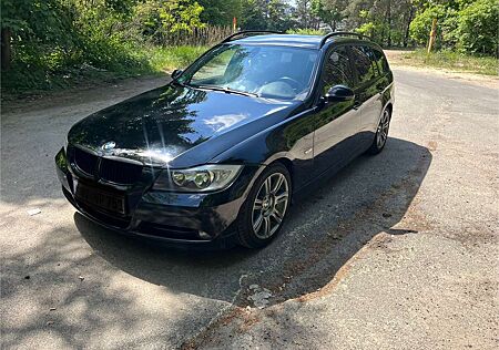BMW 320d 320 DPF Touring Aut.