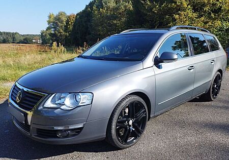 VW Passat Variant Volkswagen 2.0 FSI Automatik Comfortline