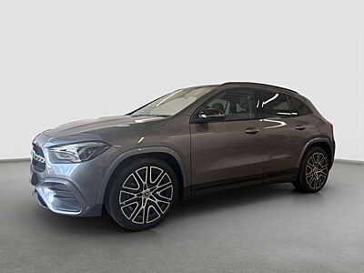 Mercedes-Benz GLA 180 AMG*Night*DISTRONIC*KeyL*PDC*RFK*ParkAss