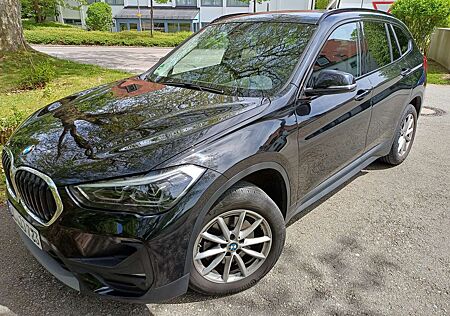 BMW X1 sDrive18i Navi.Alu.,PDC,Head-Up.,Busin.Pak.
