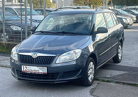 Skoda Fabia Special INSPETION UND TÜV AU NEU !!!