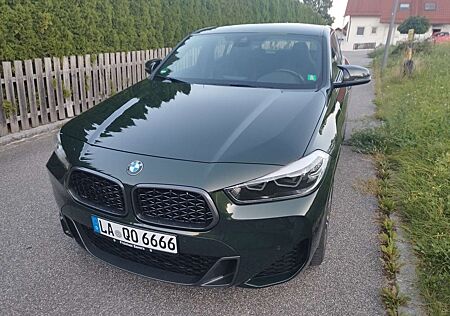 BMW X2 sDrive18i Edition Goldplay