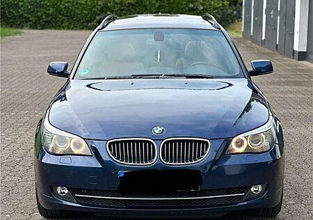 BMW 530d 530 xDrive Touring Aut.