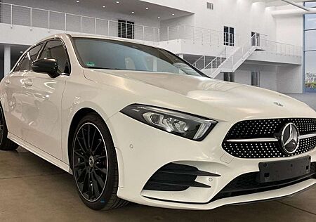 Mercedes-Benz A 200 d AMG LED BiColor-Leder AHK Ambi Nav Kamera
