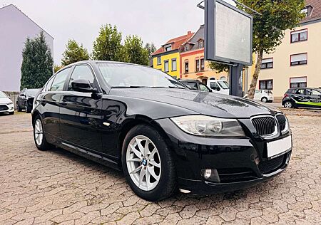 BMW 325 i Limousine Automatik Leder Tempomat SHZG PDC