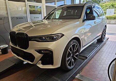 BMW X7 xDr40d M Sport 2xTV*Sitzkl*M-Sitze*AHK*Laser