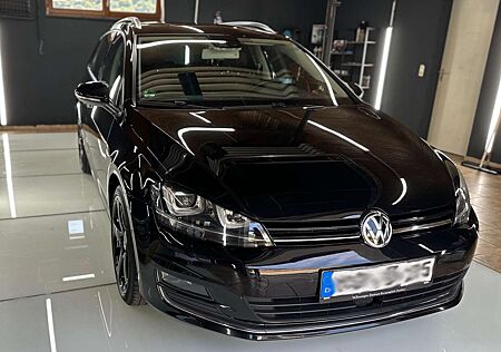 VW Golf Volkswagen 2.0 TDI BlueMotion Technology DSG Highline