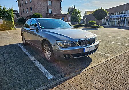 BMW 750i 750