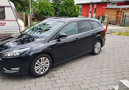Ford Focus Turnier 1.5 TDCi DPF Start-Stopp-System Titanium