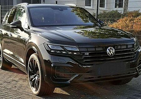 VW Touareg Volkswagen 3.0 V6 TDI 4Motion DPF Aut. R-Line