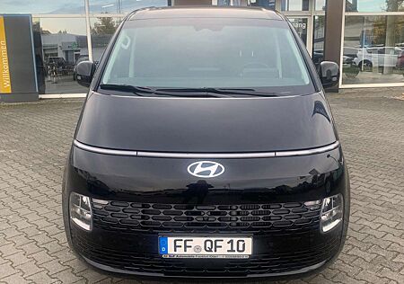 Hyundai Staria Prime Hybrid 2WD