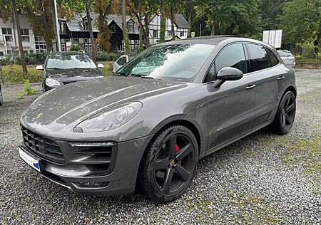 Porsche Macan Turbo