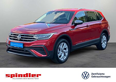 VW Tiguan Allspace Volkswagen Life 1.5TSI / 7-Sitze, Navi, LED