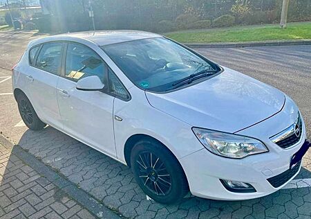Opel Astra 1.7 CDTI DPF Edition