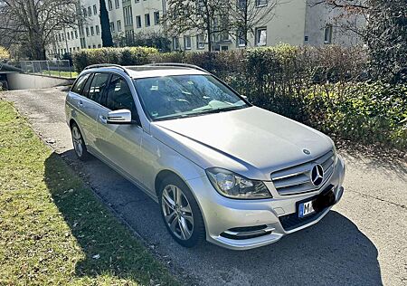 Mercedes-Benz C 180 T (BlueEFFICIENCY) 7G-TRONIC