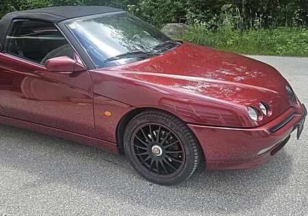 Alfa Romeo Spider 2,0 Twin Spark 16V