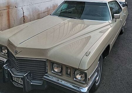Cadillac Deville Sedan De Ville