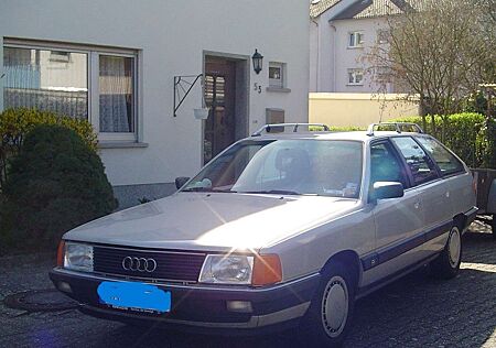 Audi 100 Avant 5 E, Typ 44, Oldtimer