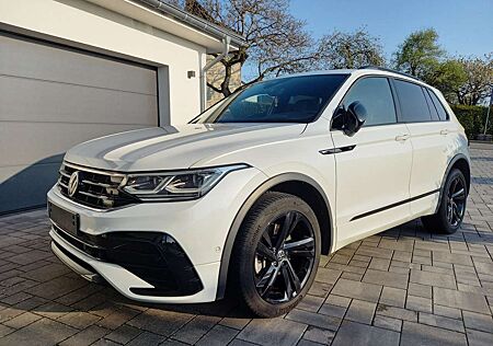 VW Tiguan Volkswagen 2.0 TDI SCR 4MOTION DSG R-Line Super Ausstattung
