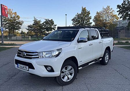 Toyota Hilux Invincible DoKa / AHK / AT / Rollo