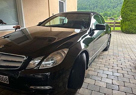 Mercedes-Benz E 250 Cabrio BlueEFFICIENCY 7G-TRONIC Elegance