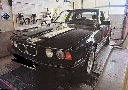BMW 520i 520 24V