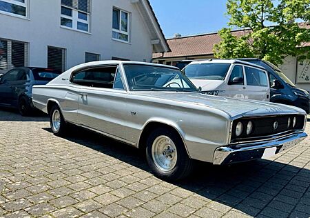 Dodge Charger * 383 MOTOR * High Jacker * Scheibenbr.