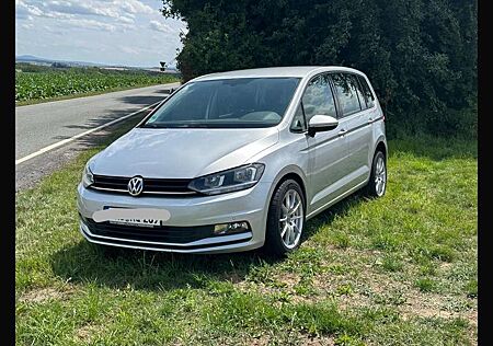 VW Touran Volkswagen 1.6 TDI SCR (BlueMotion Technology) Trendline