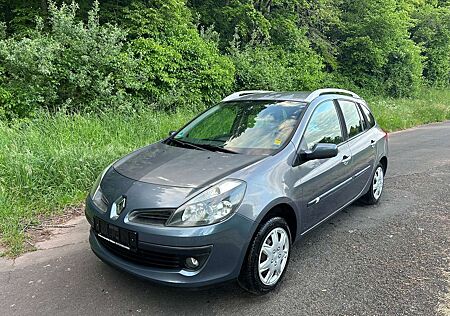 Renault Clio 1.2 - TÜV NEU - 1. Hand - SCHECKHEFT - KLIMA -