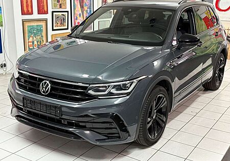 VW Tiguan Volkswagen R-Line 4Motion LED 1 Hand Harman/Kardon