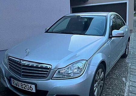 Mercedes-Benz C 200 CGI BlueEfficiency (204.048)