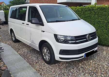 VW T6 Multivan Volkswagen Multivan DSG KurzTrendline