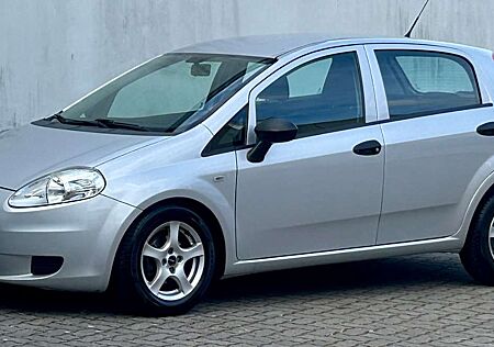 Fiat Punto Grande Actual 1,2i Klima R/CD eFH ZV Alu