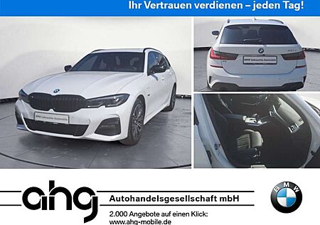 BMW 330 e Touring M Sportpaket / Head-Up Display