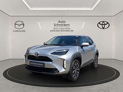 Toyota Yaris Cross Team D+SAFETY-P+WINTER-P+GJ-RÄDER !!