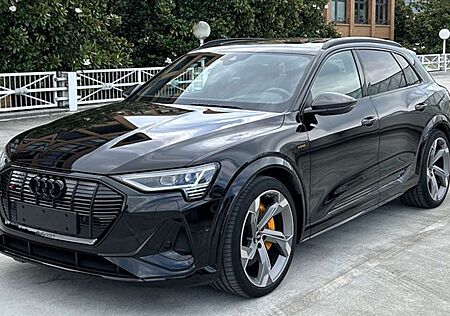 Audi e-tron S quattro NP:127T¤