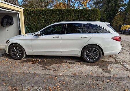 Mercedes-Benz C 180 T+9G+Avantgarde+ILS+Burmester+Distro.+Totw.+etc.