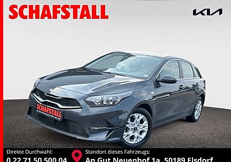 Kia Cee'd Ceed / 1.5 T-GDI DCT7 Vision Komfort+ Navi Allwetter