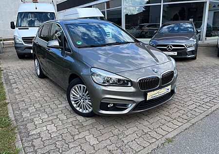 BMW 220 i Activ Tourer Luxury mit -Scheckheft/Navi/PDC/