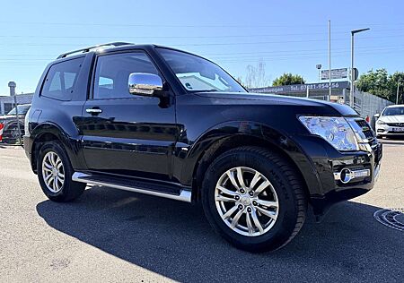 Mitsubishi Pajero 3.2 DI-D Top / 1.HAND Automatik