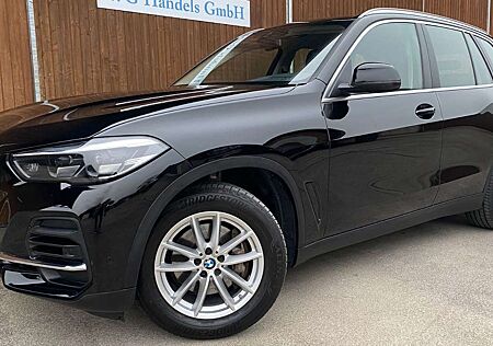 BMW X5 xDrive 30d Sport Sitze Leder SHZ Navi Parkass