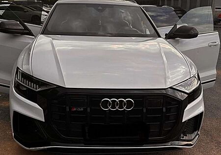 Audi SQ8 TDI quattro tiptronic